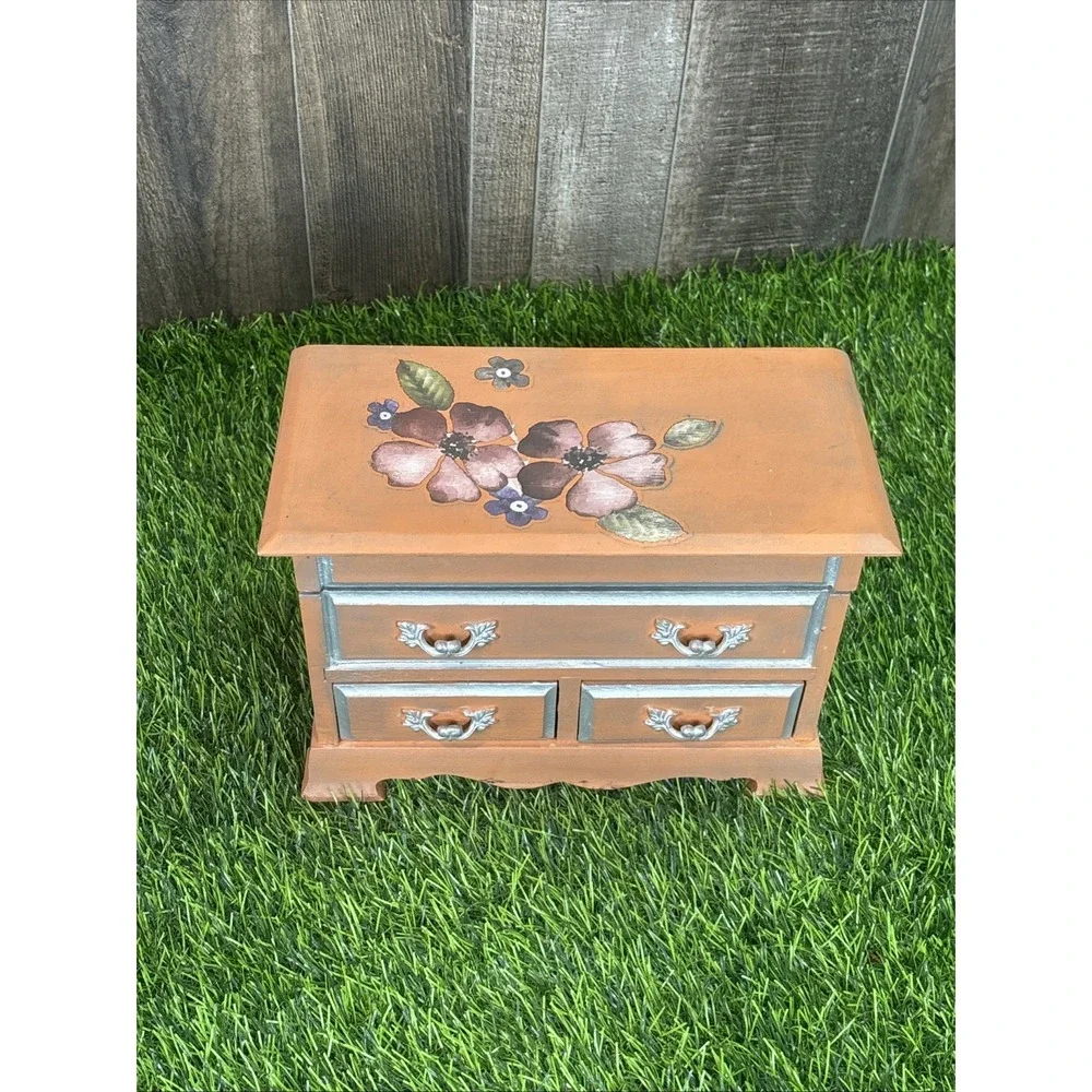 Vintage Hand‎ Painted Wooden Jewelry Box Music Box (Not Working) Floral